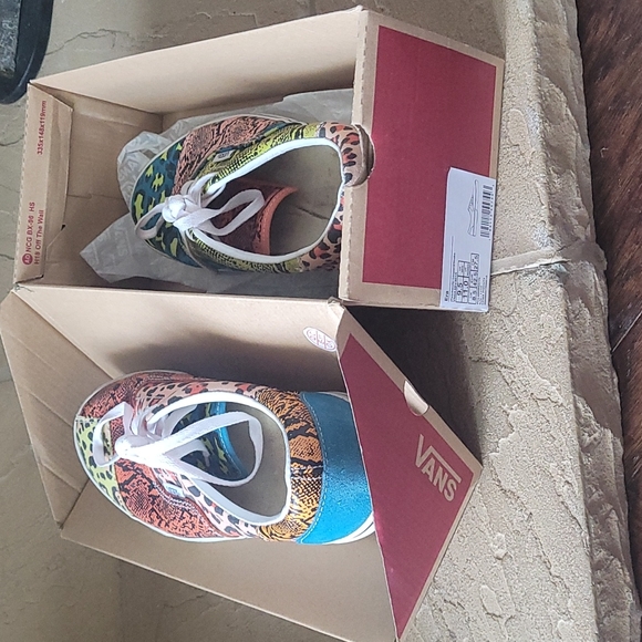 Vans off the wall - Picture 8 of 10